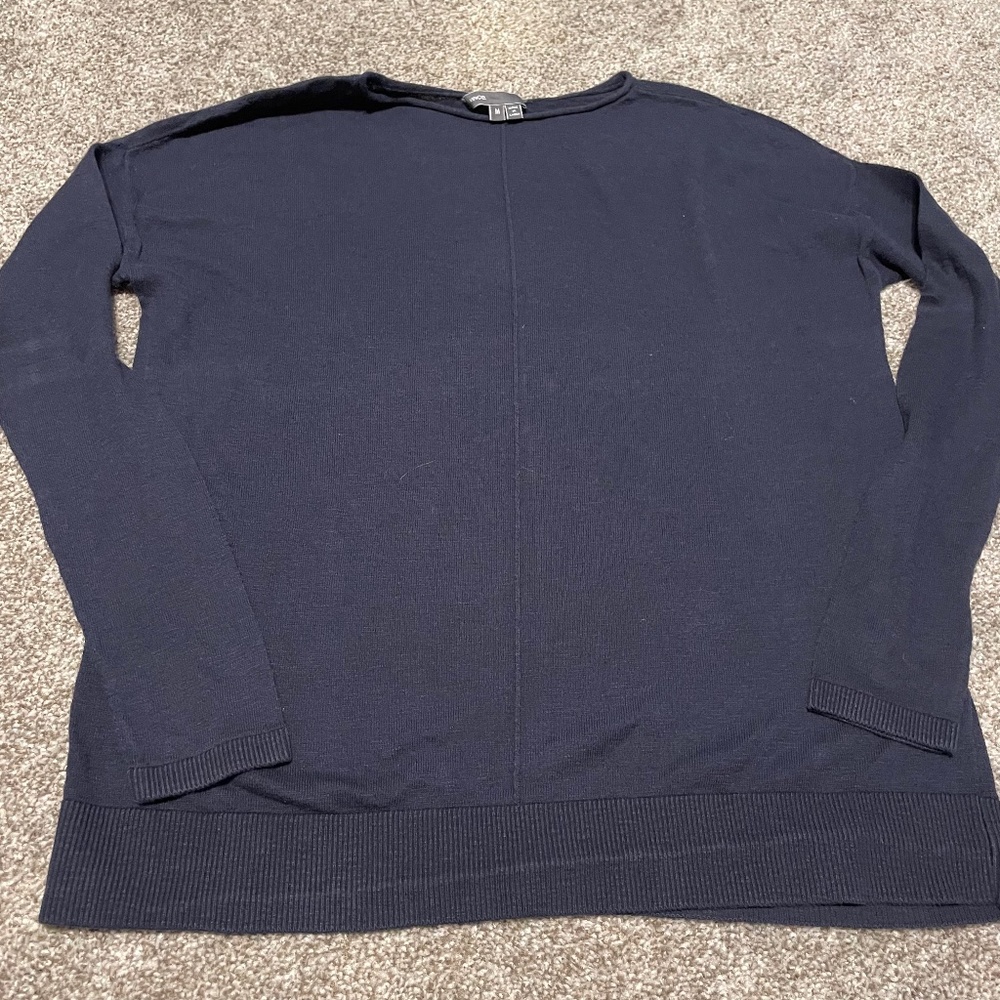 Vince Navy Lightweight Long Sleeve Pullover Sweater Size Medium